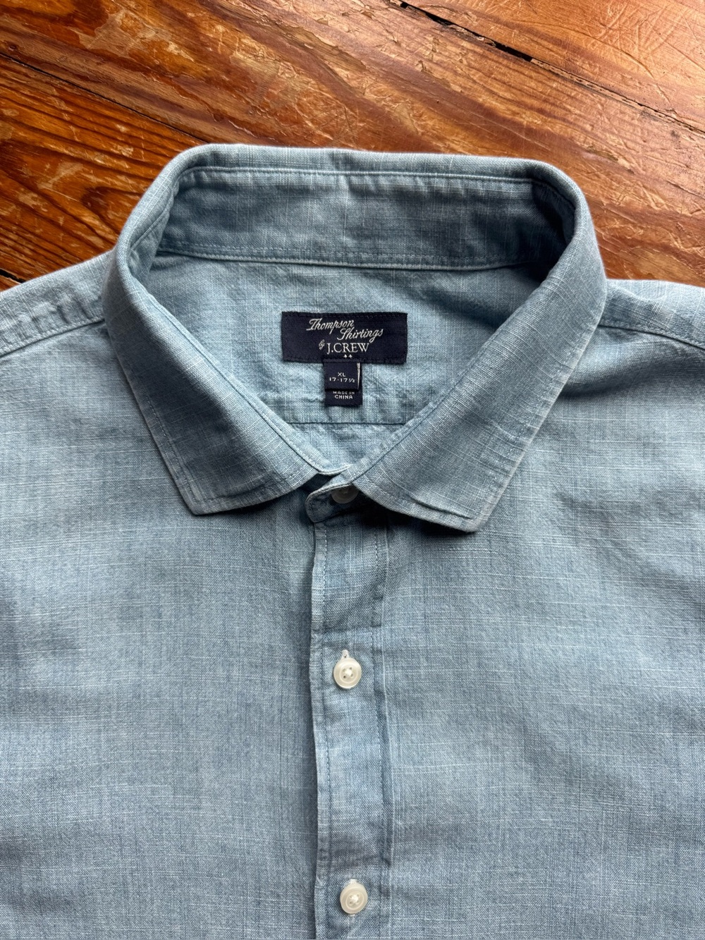 J. Crew Thompson Light Blue Denim Men's Button-Down Casual/Dress Shirt. Size XL
